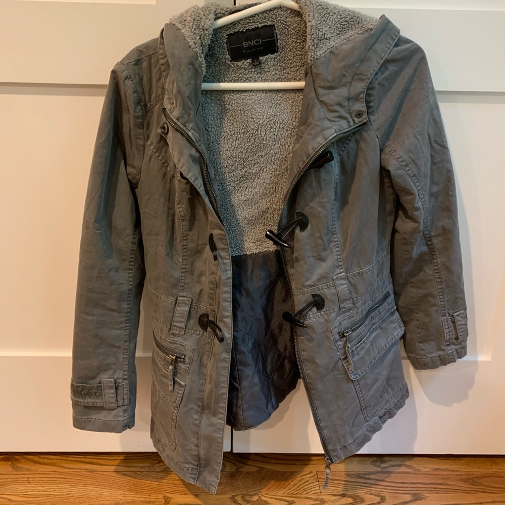 Cute fall/light winter coat!